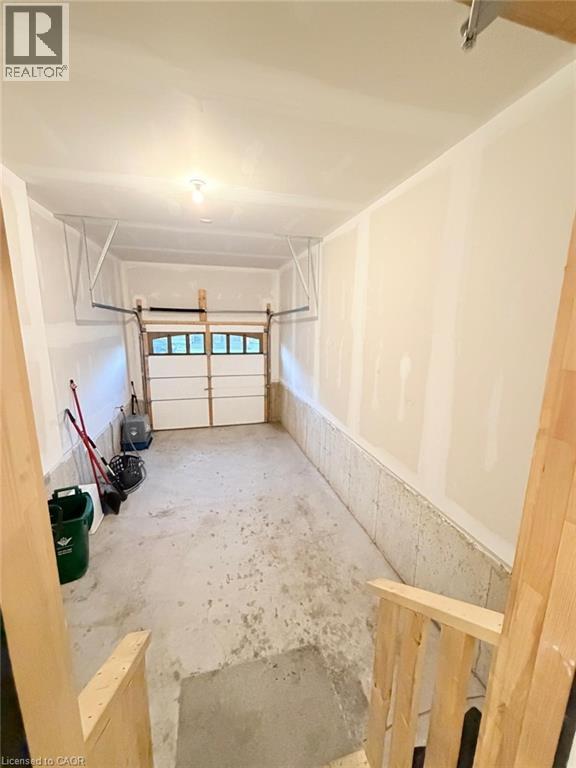 220 Broadacre Drive Property Photo 38