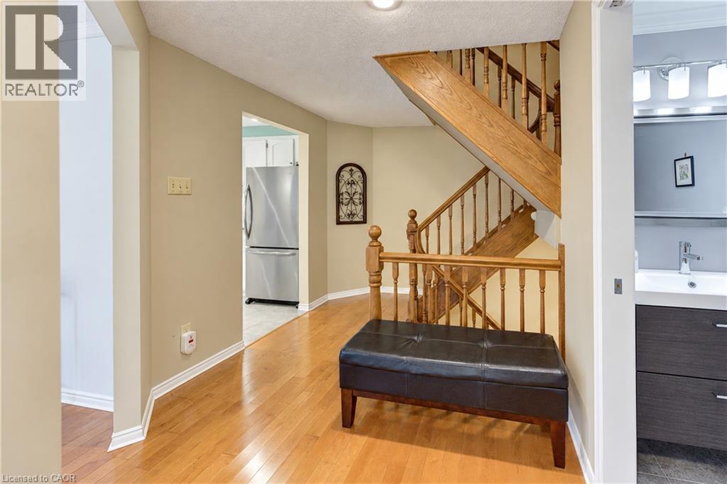 406 Craigleith Drive Unit# 3 Property Photo 7