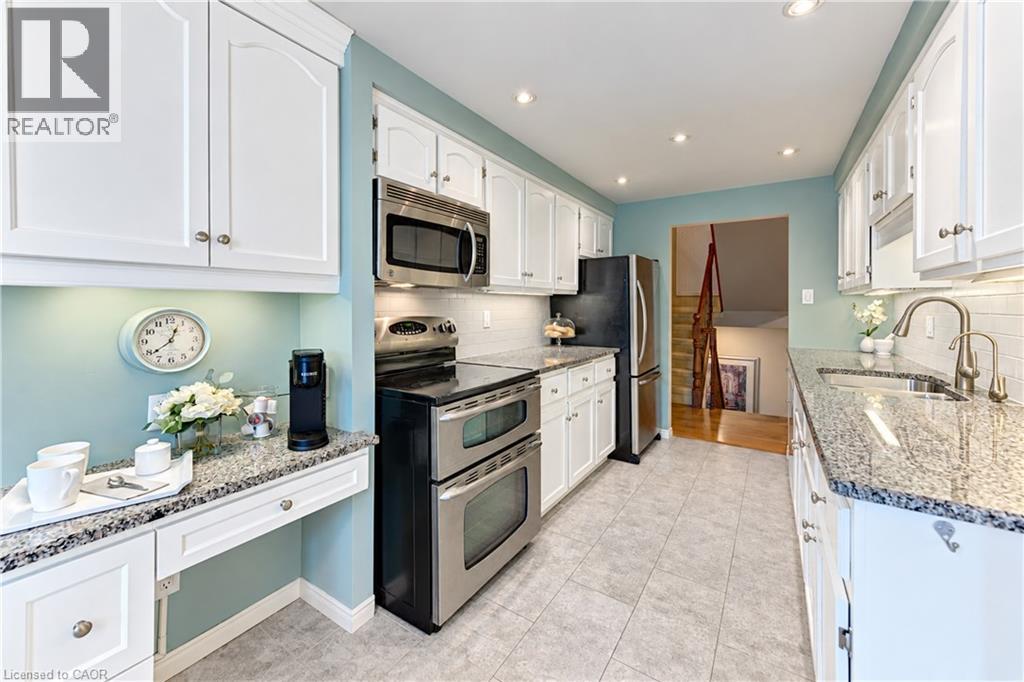 406 Craigleith Drive Unit# 3 Property Photo 15