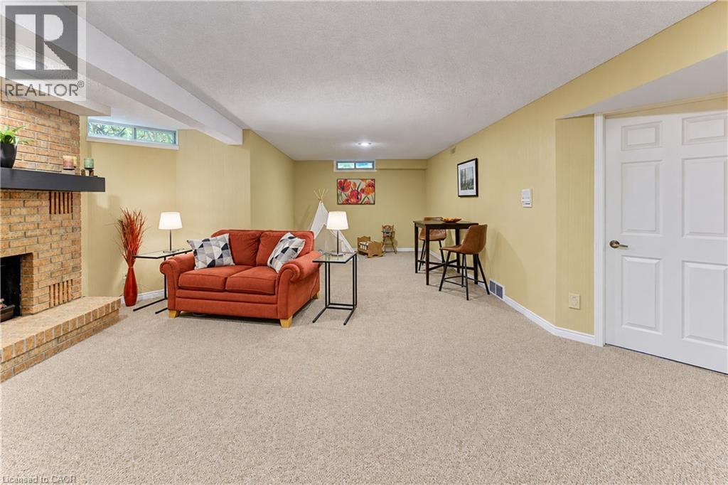 406 Craigleith Drive Unit# 3 Property Photo 30