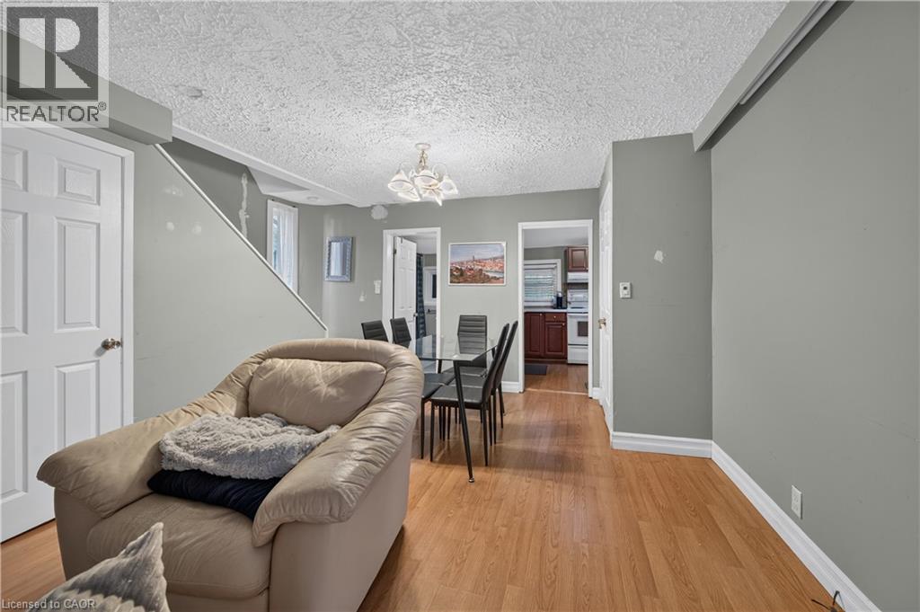 10 Maple Avenue Property Photo 19