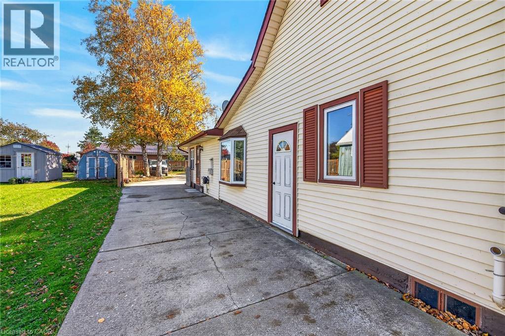 909 Tamarac Street Property Photo 34