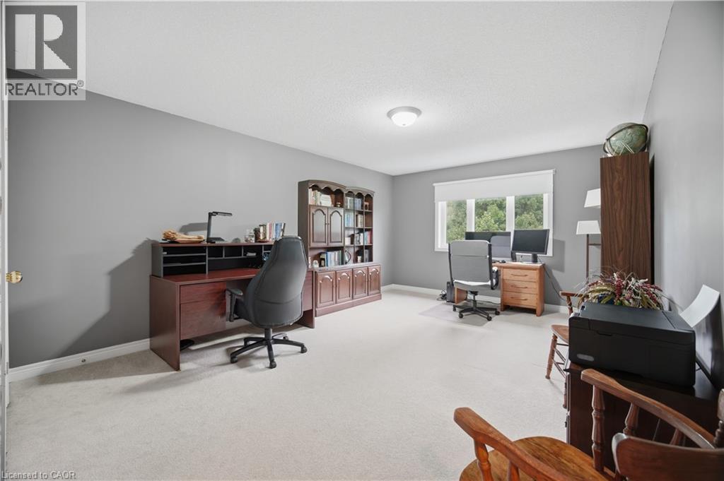 84 Meadowbank Drive Property Photo 30