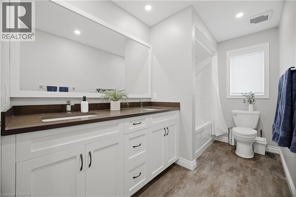 84 Meadowbank Drive Property Photo 34