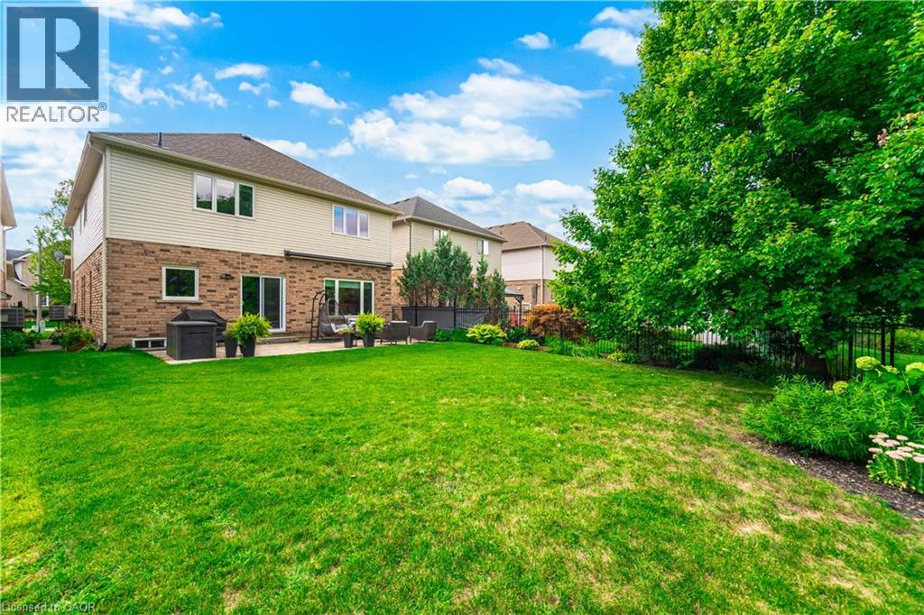 84 Meadowbank Drive Property Photo 43