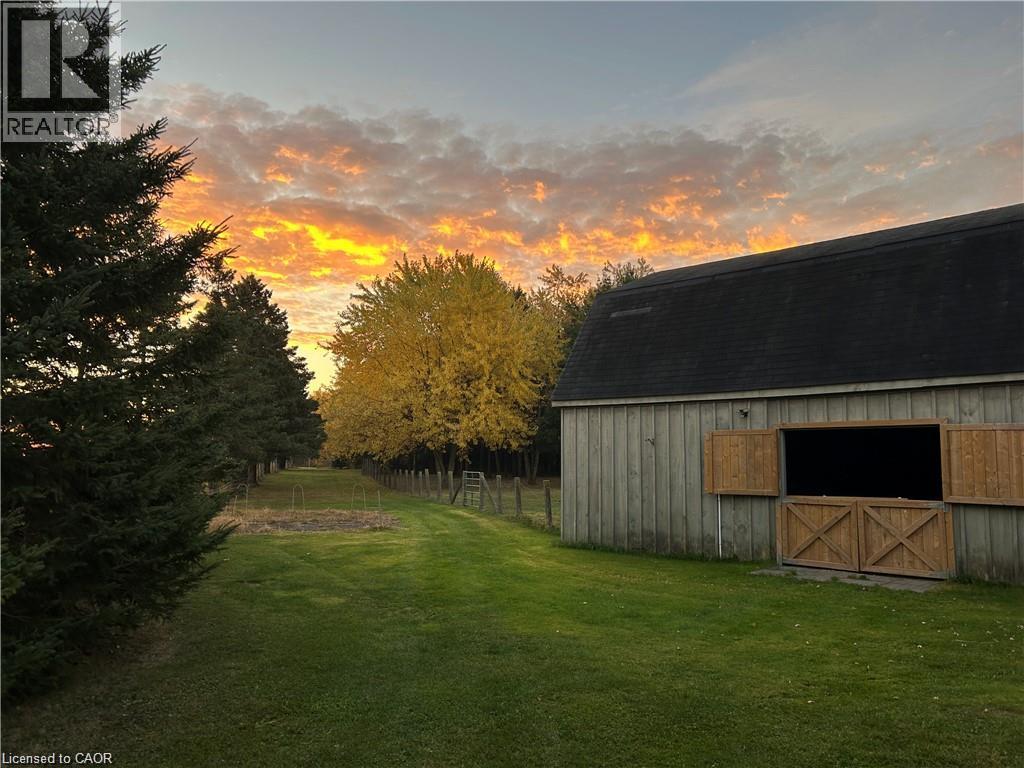 6471 15 Sideroad Property Photo 47
