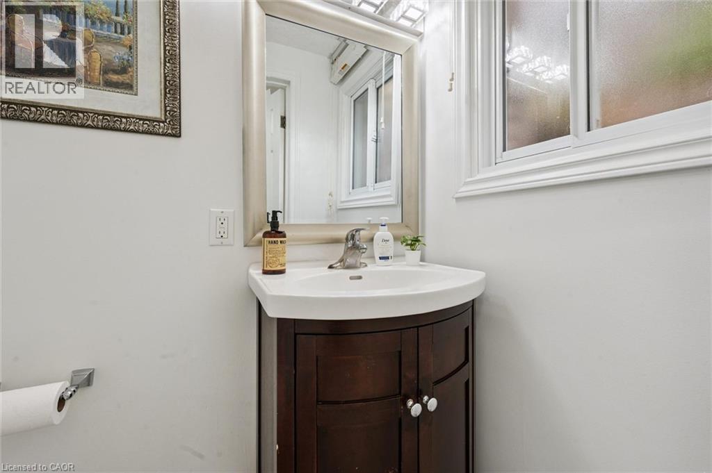 326 Manchester Road Property Photo 24