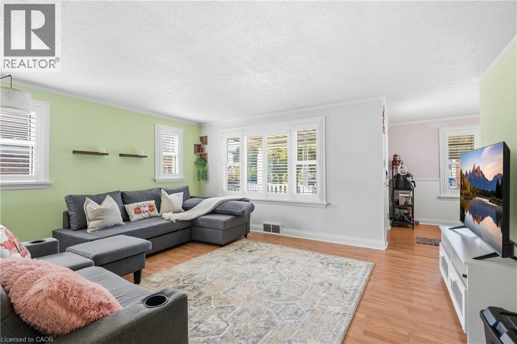 58 Harold Avenue Property Photo 3