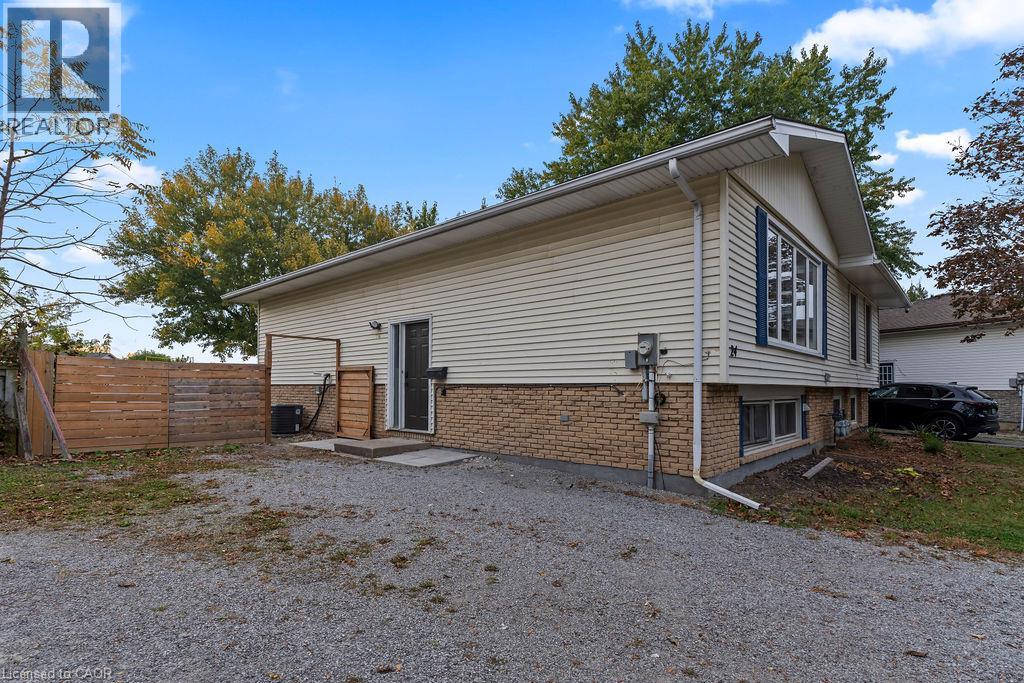 24 Tara Crescent Property Photo 4