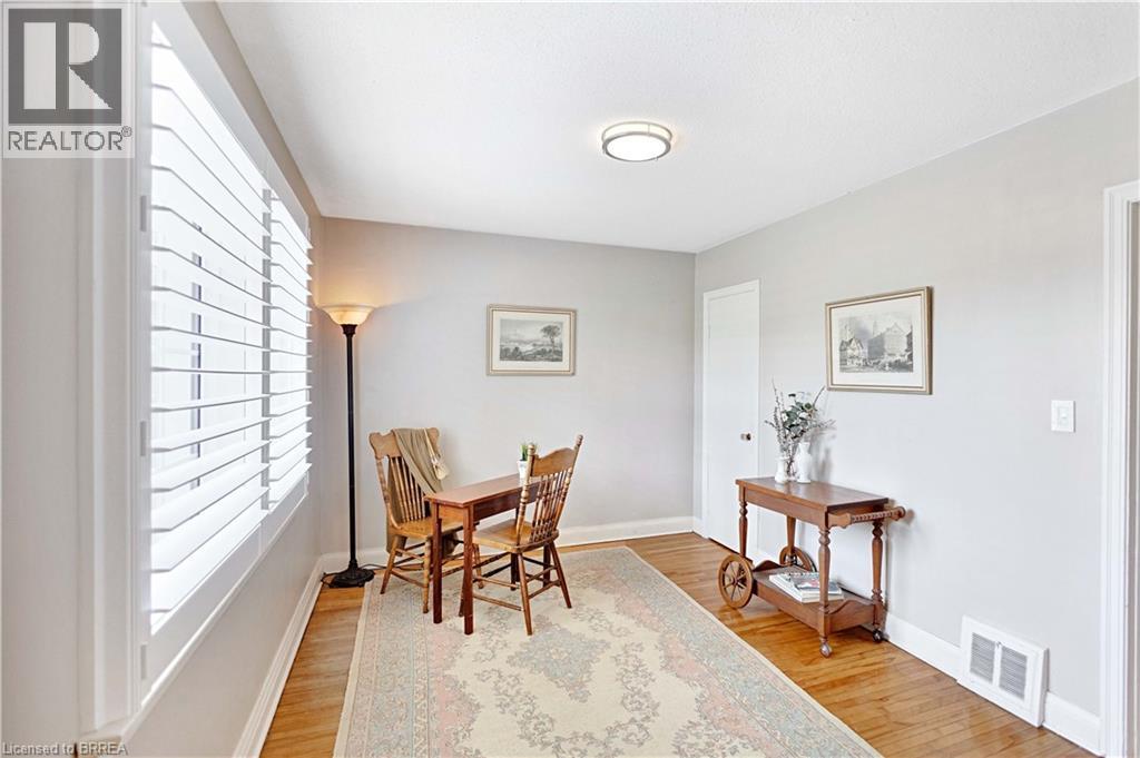 177 St George Street Property Photo 15