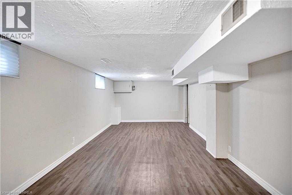 177 St George Street Property Photo 33