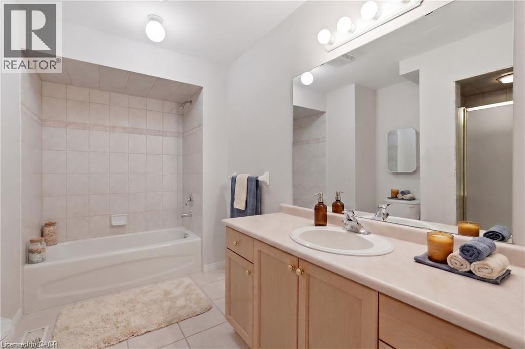 212 Stonehenge Drive Unit# 41 Property Photo 19