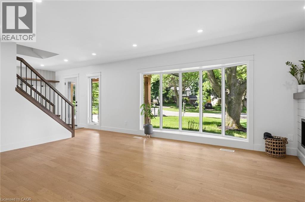 361 Coleridge Place Property Photo 3