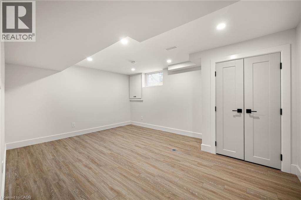 361 Coleridge Place Property Photo 27