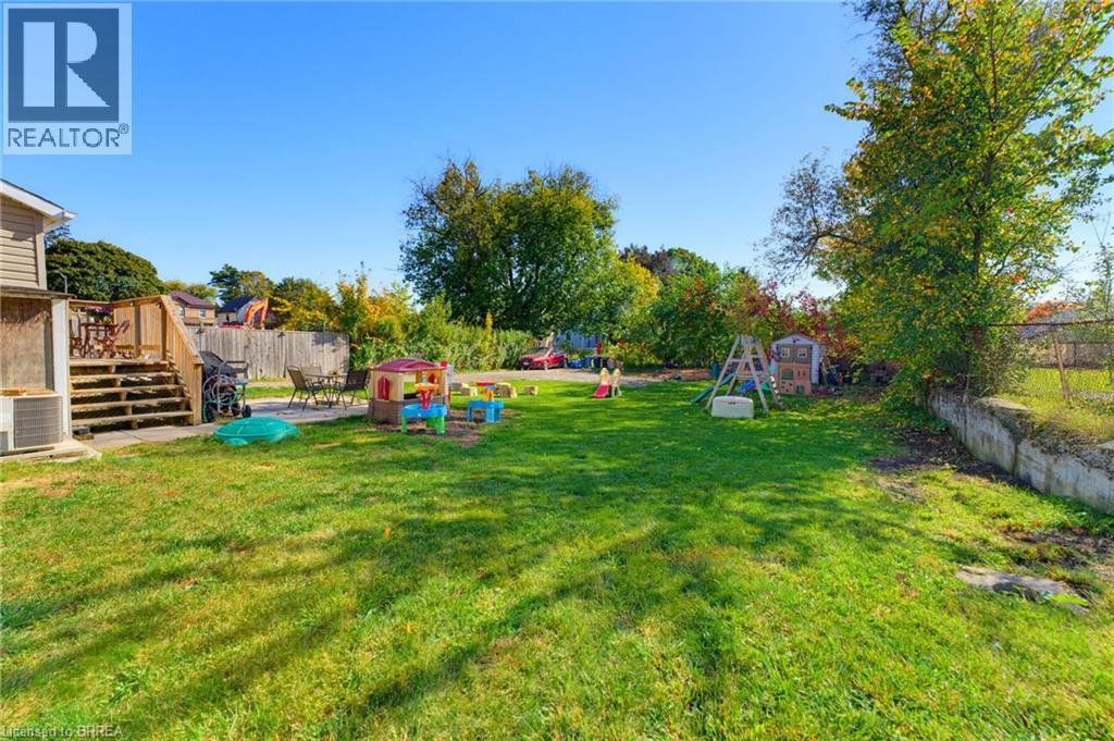 252 Dundas Street Property Photo 22