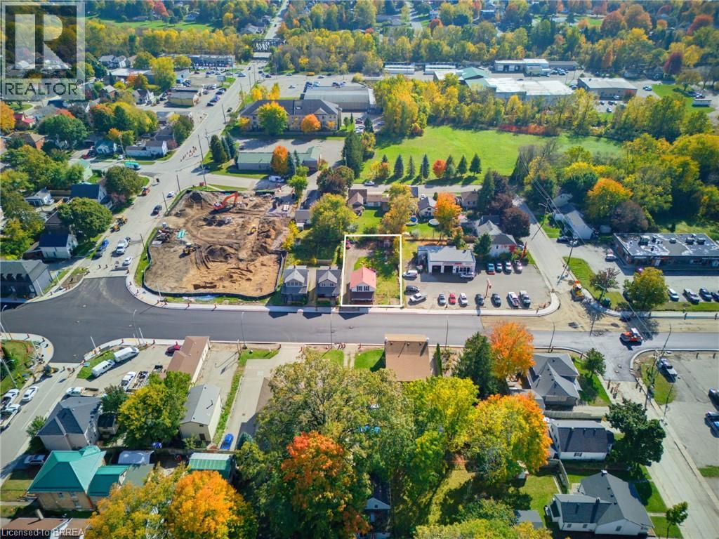252 Dundas Street Property Photo 32
