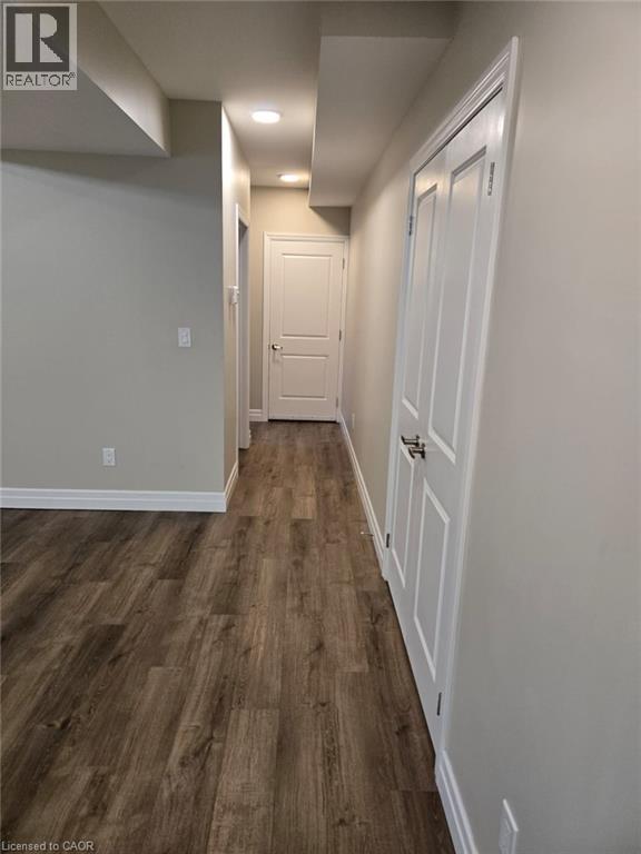 160 Beck Street Unit# Lower Property Photo 2