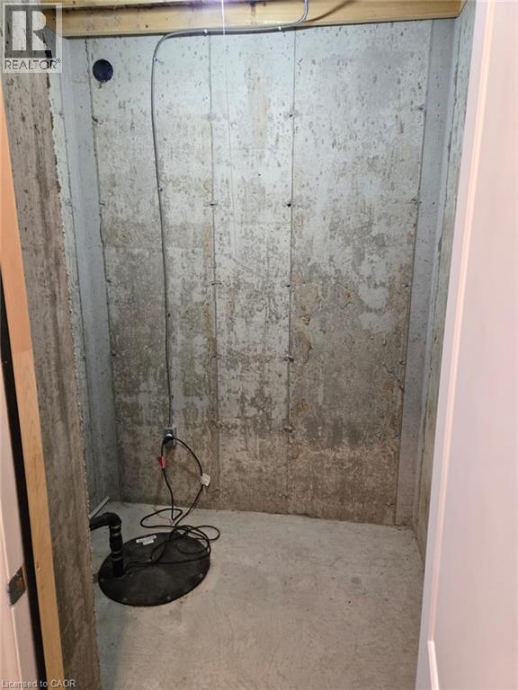 160 Beck Street Unit# Lower Property Photo 22