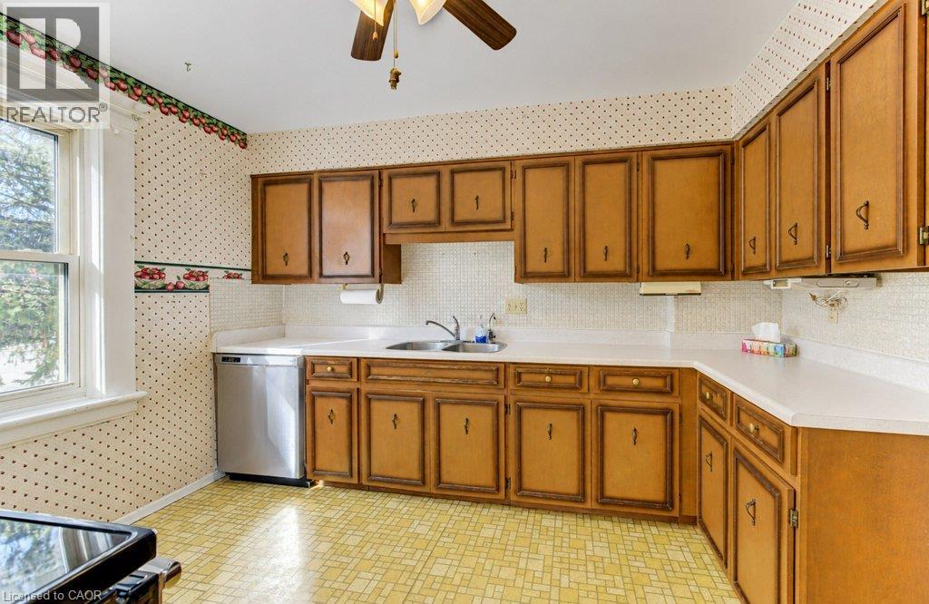 61 Mcgivern Street Property Photo 18