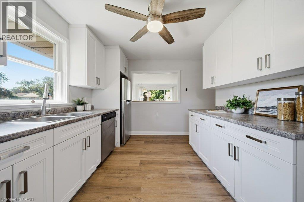 18 Maywood Road Property Photo 14
