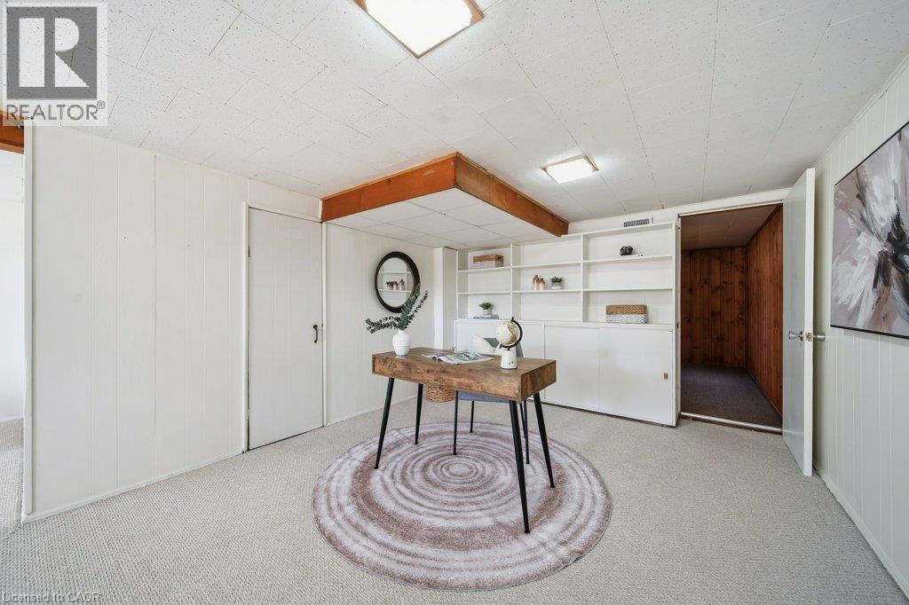 18 Maywood Road Property Photo 27