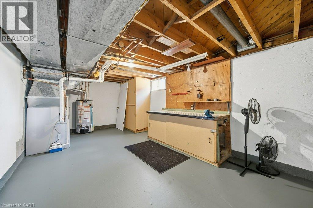 18 Maywood Road Property Photo 32