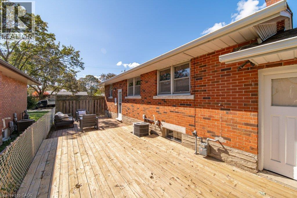 18 Maywood Road Property Photo 41