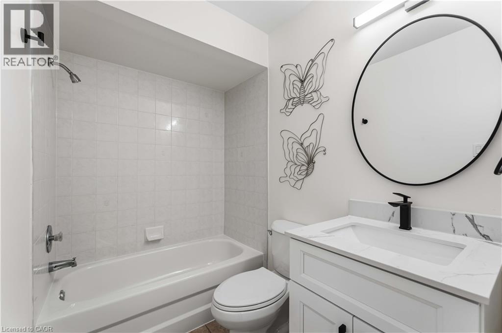 320 Hamilton Drive Unit# 10 Property Photo 21