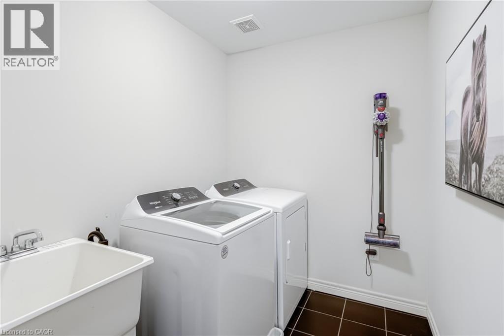 7 Kinsman Drive Property Photo 37
