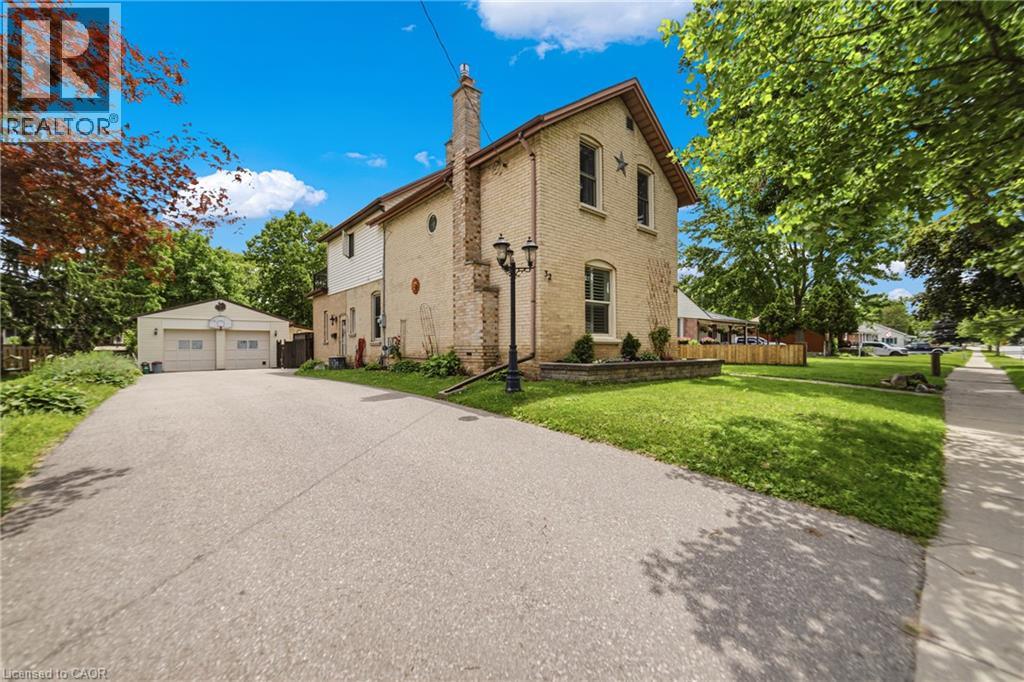 32 CLENCH Avenue Property Photo 1