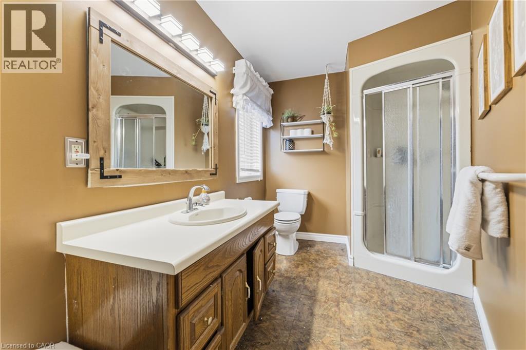 32 Clench Avenue Property Photo 18