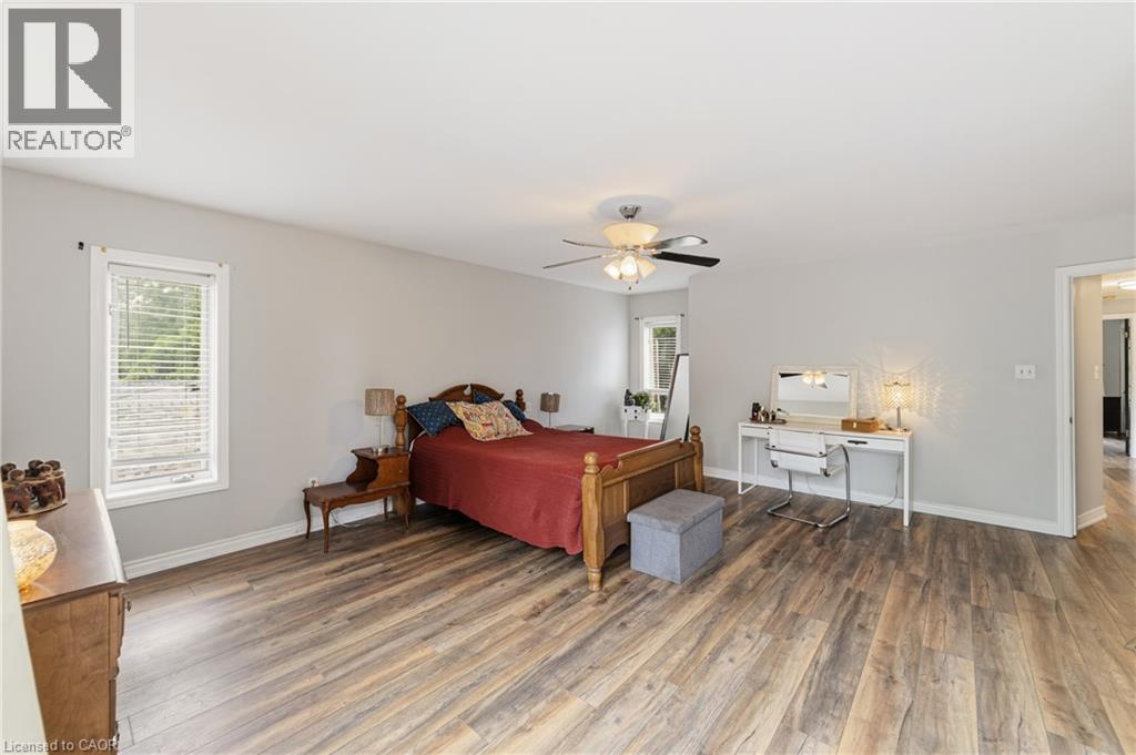 32 Clench Avenue Property Photo 20