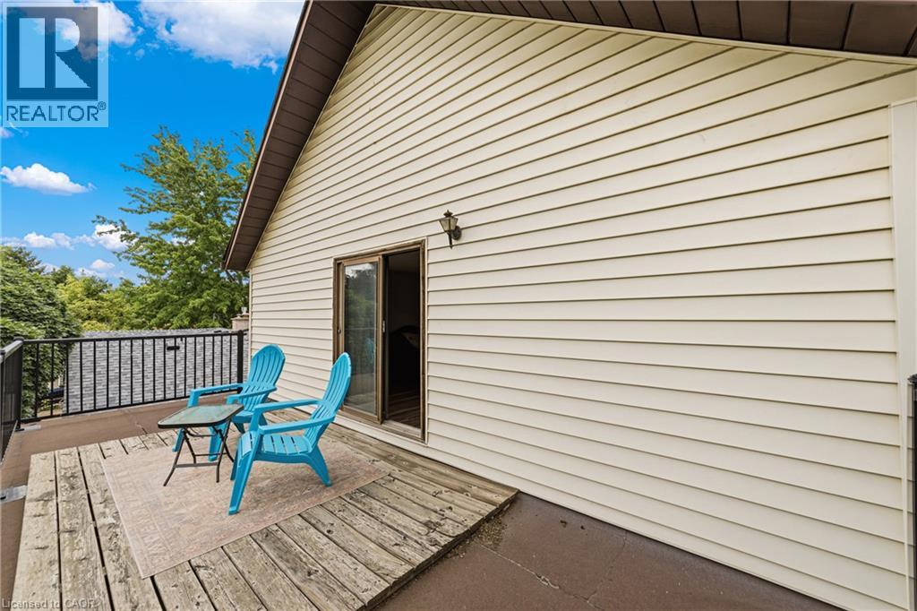 32 Clench Avenue Property Photo 21