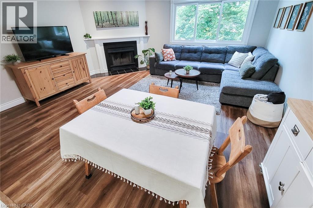 26 Moss Boulevard Unit# 1 Property Photo 13