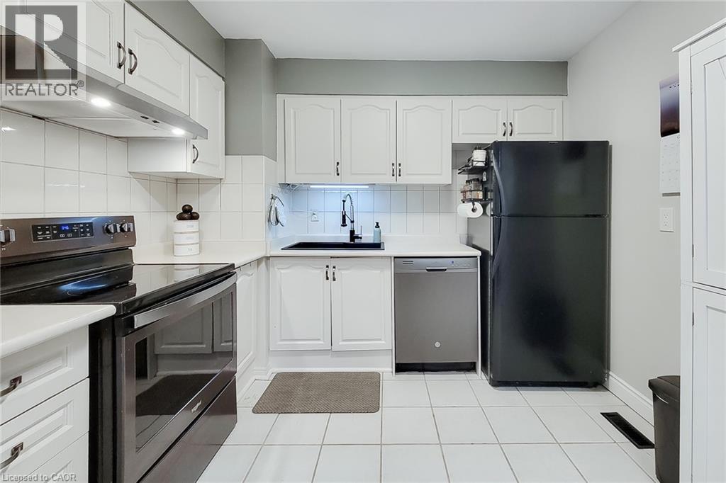 26 Moss Boulevard Unit# 1 Property Photo 21