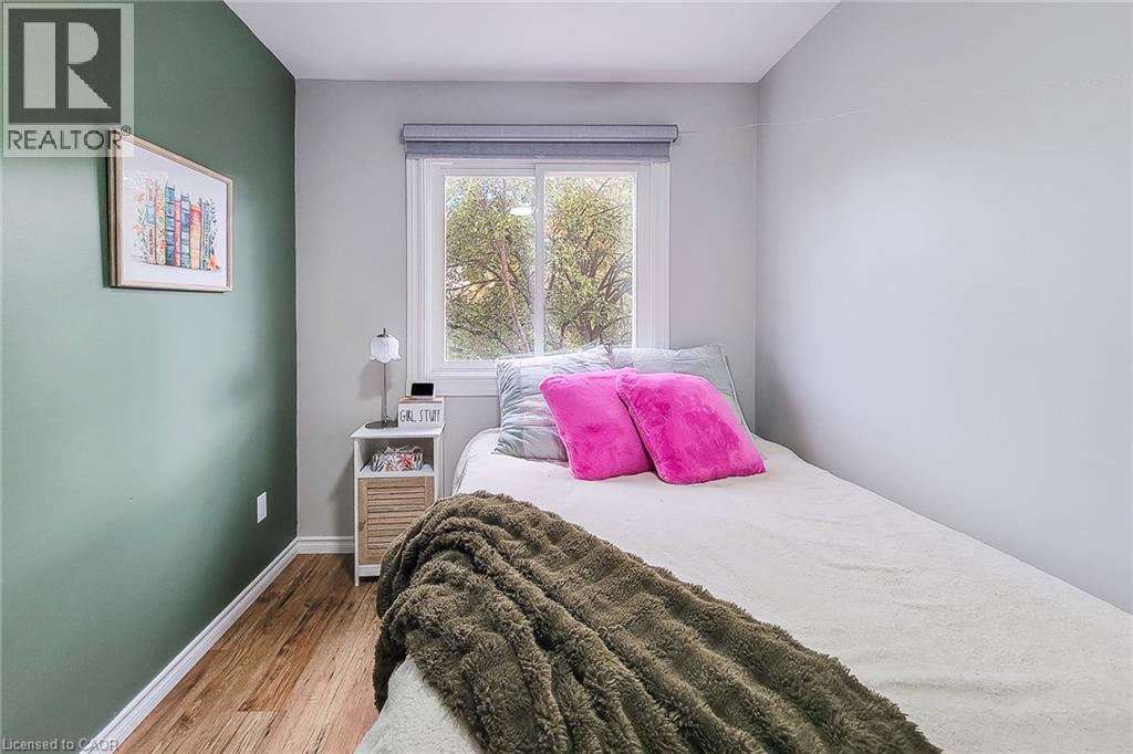 26 Moss Boulevard Unit# 1 Property Photo 33