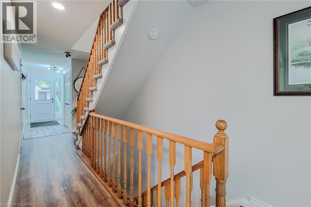 26 Moss Boulevard Unit# 1 Property Photo 36