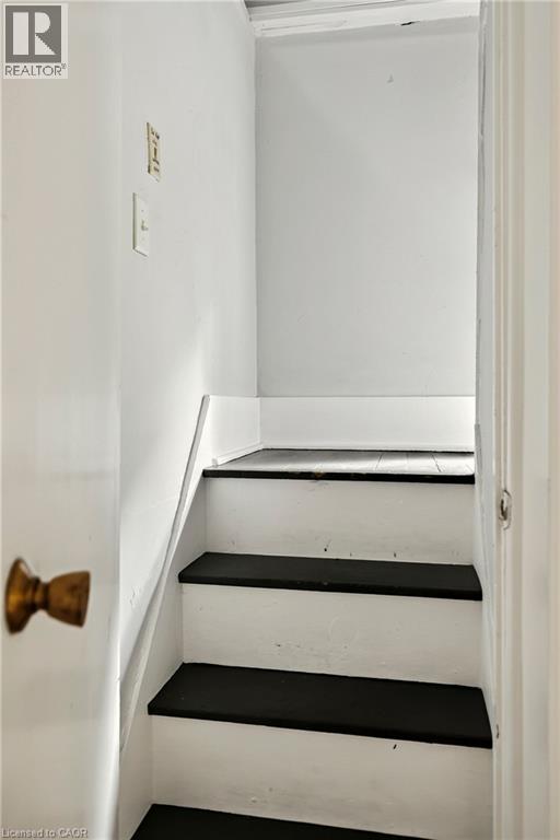 28 North Oval Property Photo 37
