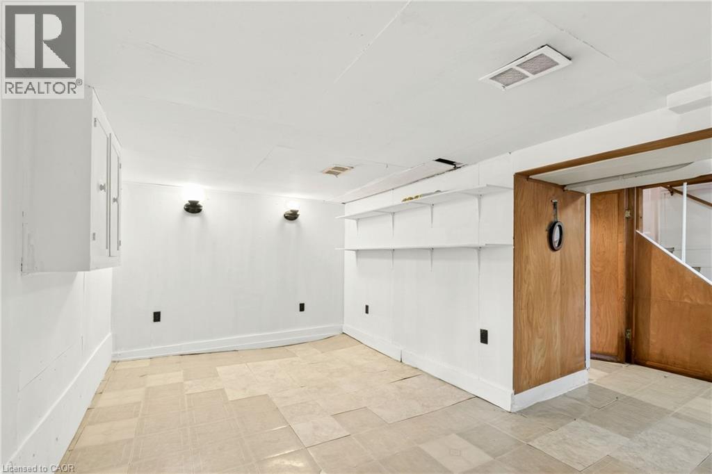 28 North Oval Property Photo 42