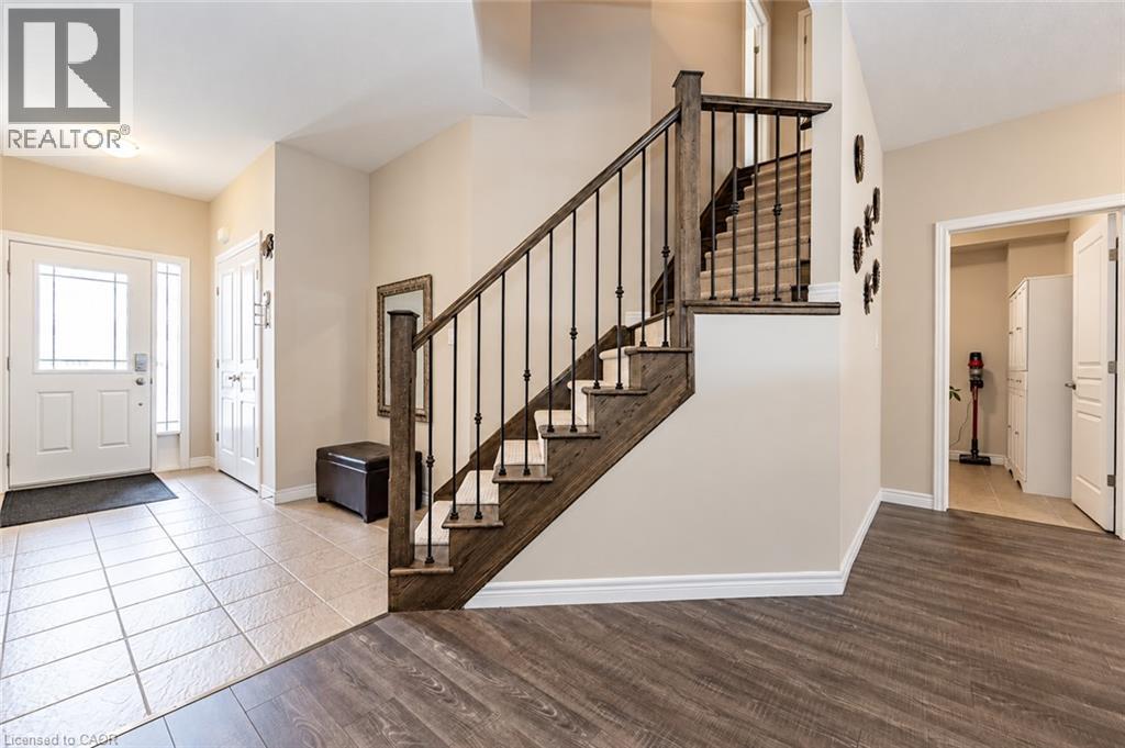 243 Greenwater Place Unit# Upper Property Photo 3