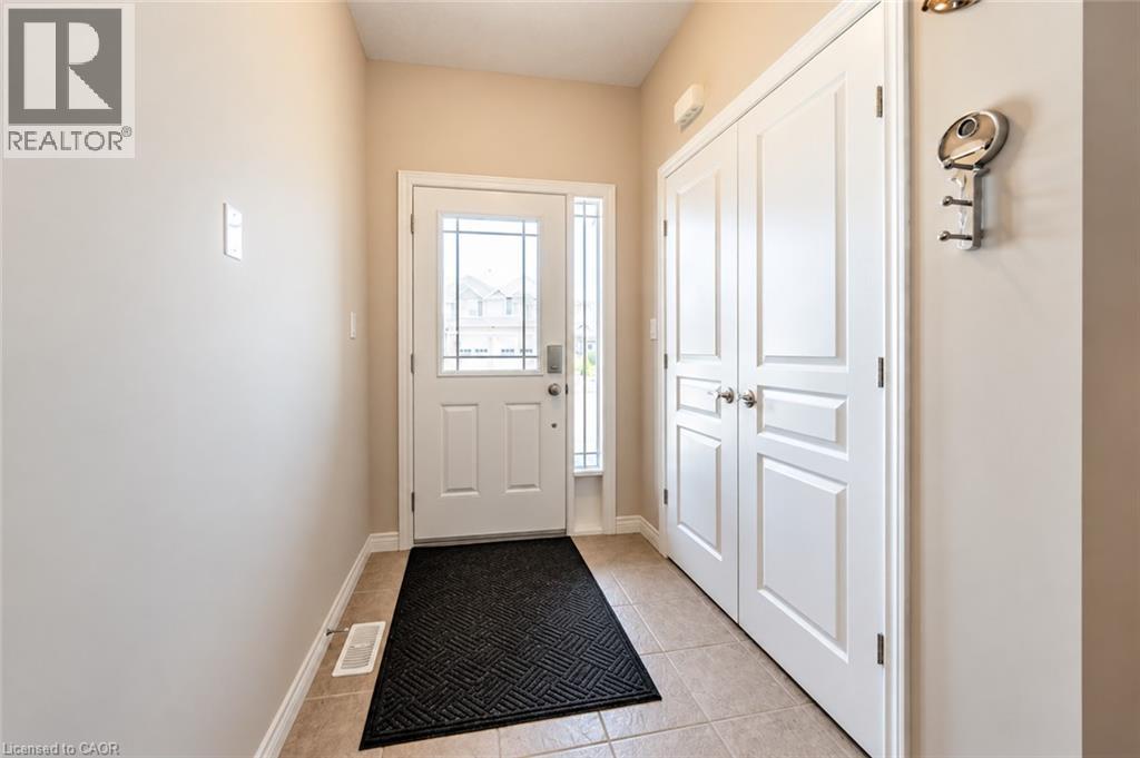 243 Greenwater Place Unit# Upper Property Photo 9