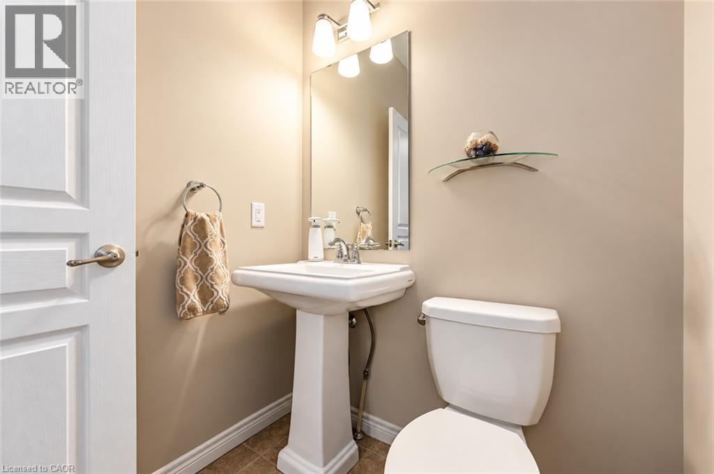 243 Greenwater Place Unit# Upper Property Photo 14