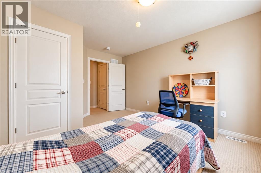 243 Greenwater Place Unit# Upper Property Photo 20