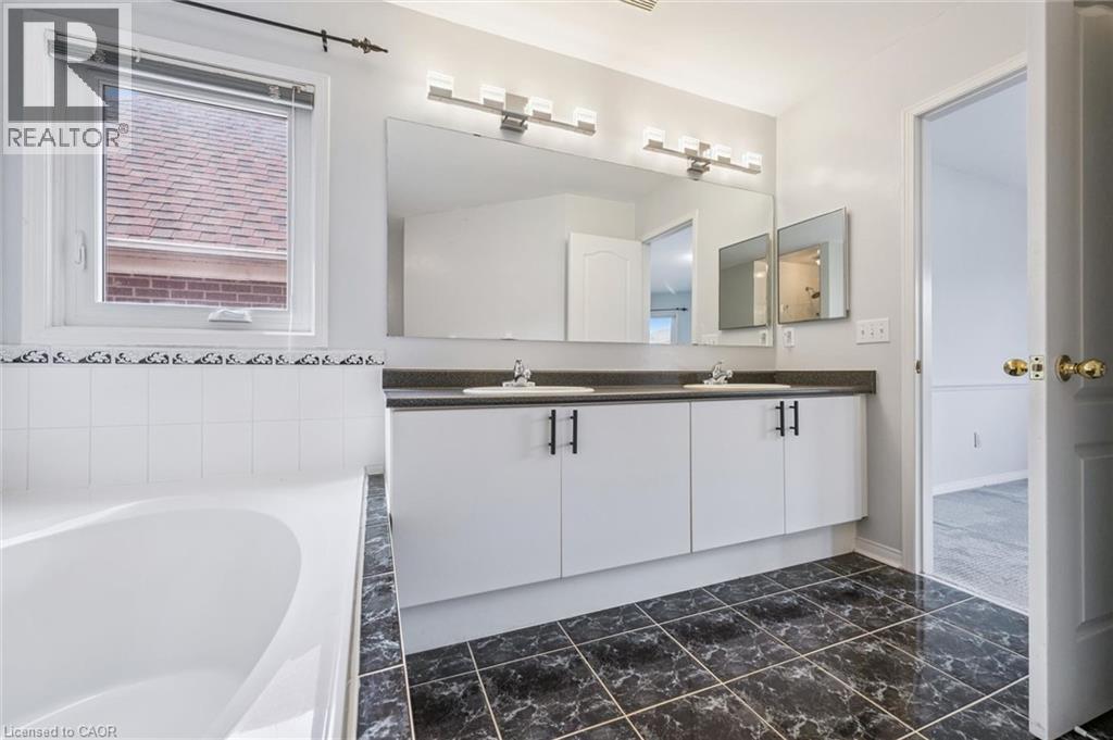 2456 Sixth Line Property Photo 23