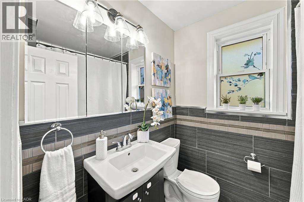 2301 Barclay Road Property Photo 36