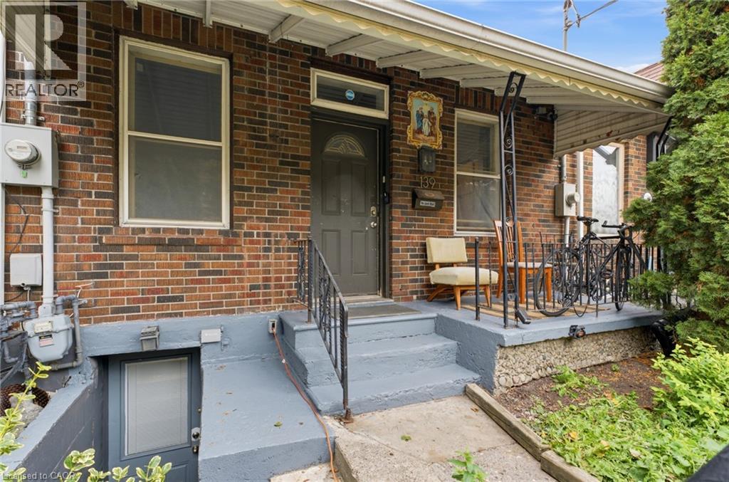 139 Euclid Avenue Property Photo 2
