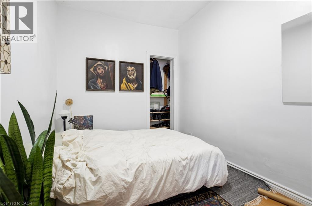 139 Euclid Avenue Property Photo 8