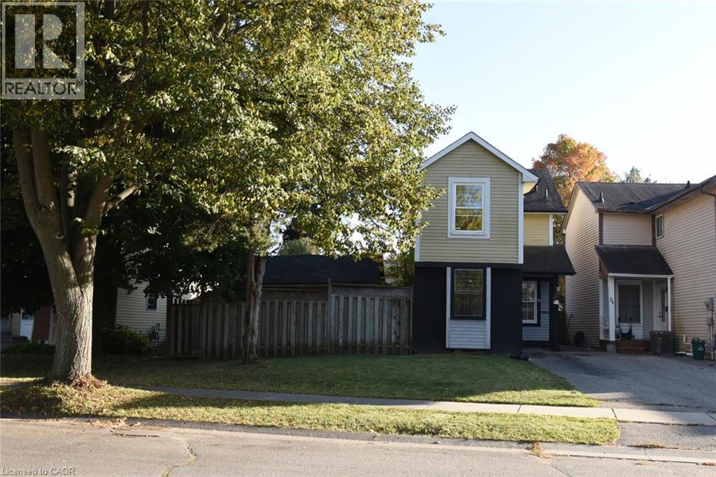 56 Enfield Crescent Property Photo 7