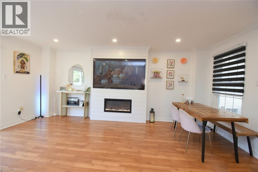 56 Enfield Crescent Property Photo 8
