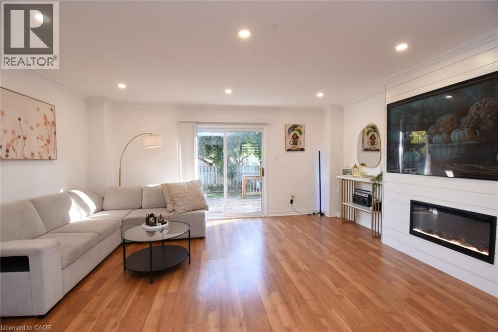 56 Enfield Crescent Property Photo 10